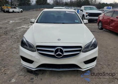 2014 Mercedes-Benz E 350 z USA, uszkodzony, nr VIN WDDHF5KB4EB034506